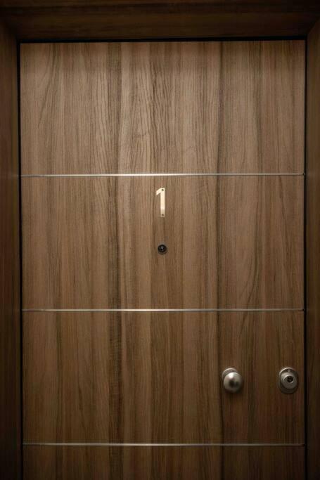 Luxury Studio In Downtown Thessaloniki Exterior photo